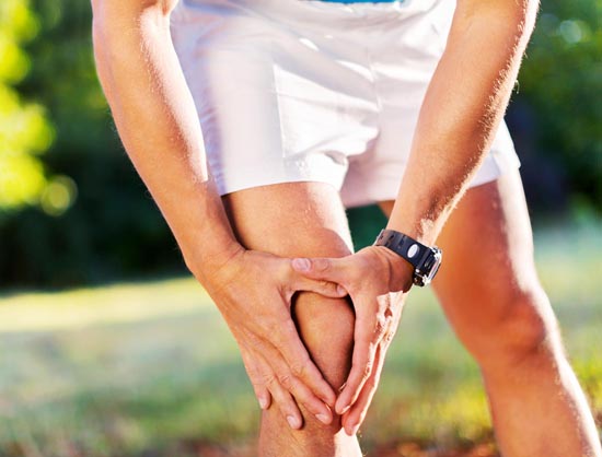 masaż na ból kolana